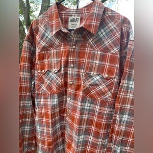 Ariat Western Button Up!